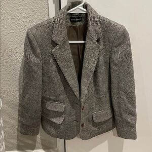 Harvé Bénard Padded Shoulder Blazer
